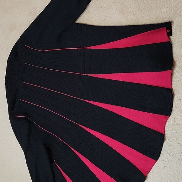 Evidence Black And Red Open Style Cardigan One Size - Picture 9 of 15